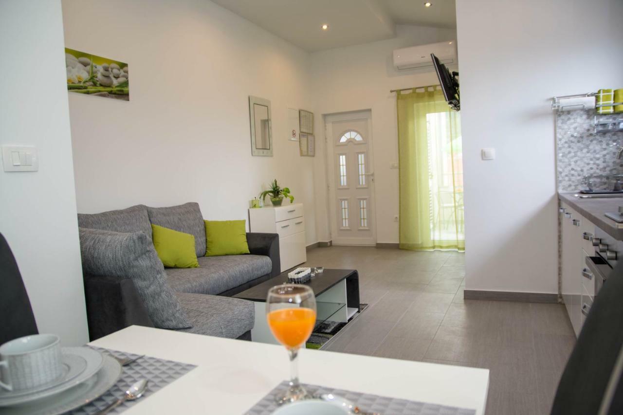 Apartment Sara Kaštela Buitenkant foto