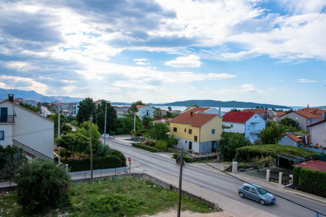 Apartment Sara Kaštela Buitenkant foto